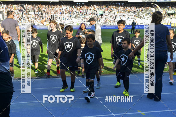 Buy your photos of the eventBotafogo x Atltico-MG  Nilton Santos - 08/09/2019 on Fotop