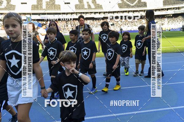 Buy your photos of the eventBotafogo x Atltico-MG  Nilton Santos - 08/09/2019 on Fotop