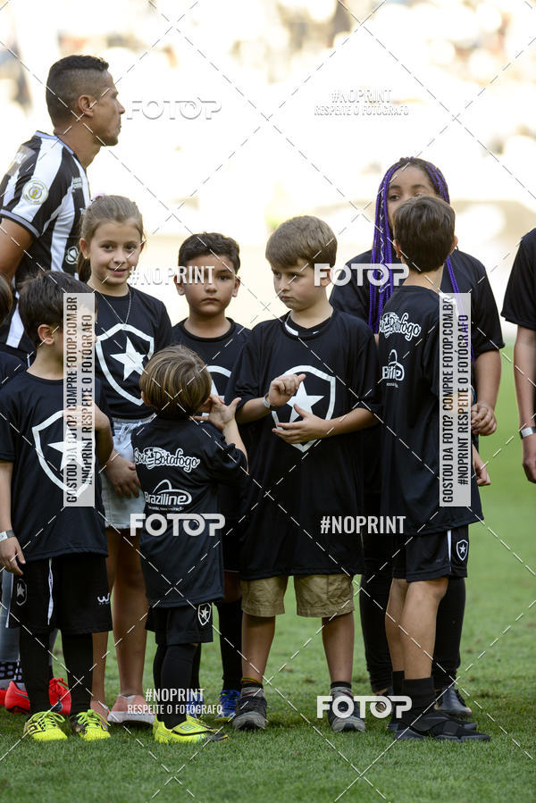 Buy your photos of the eventBotafogo x Atltico-MG  Nilton Santos - 08/09/2019 on Fotop