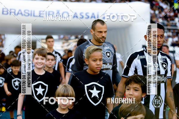 Buy your photos of the eventBotafogo x Atltico-MG  Nilton Santos - 08/09/2019 on Fotop