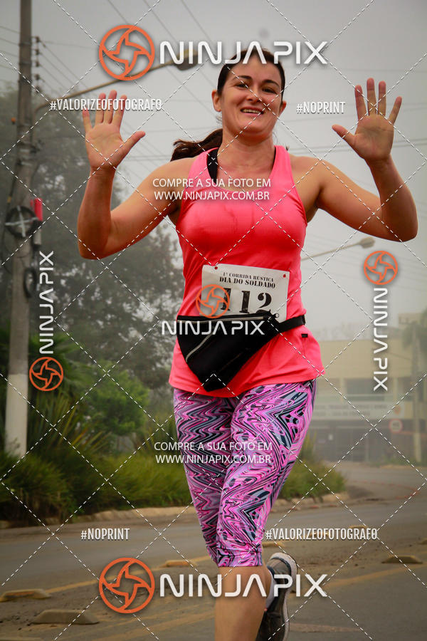 Achetez vos photos de l'vnement1 Corrida Rustica Dia do soldado sur Fotop