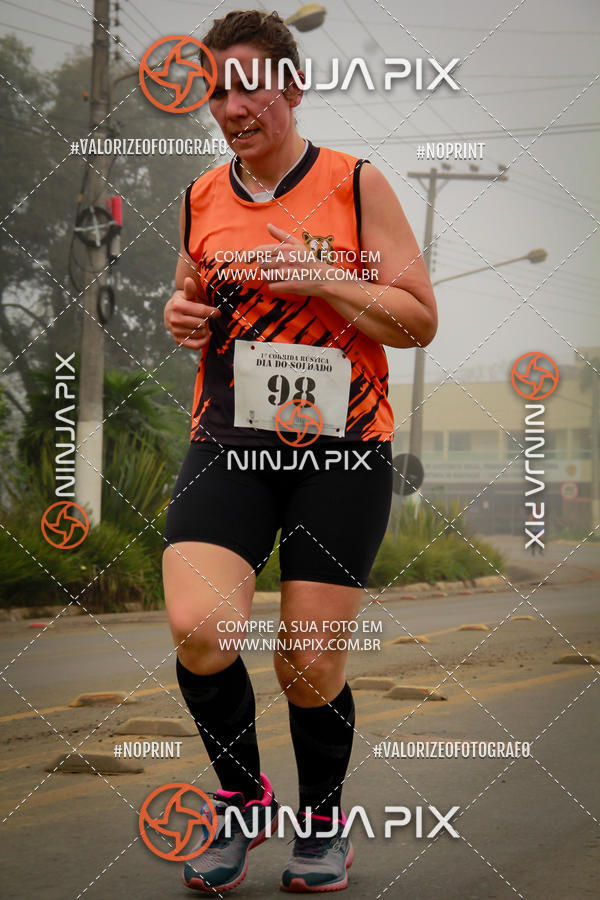 Achetez vos photos de l'vnement1 Corrida Rustica Dia do soldado sur Fotop