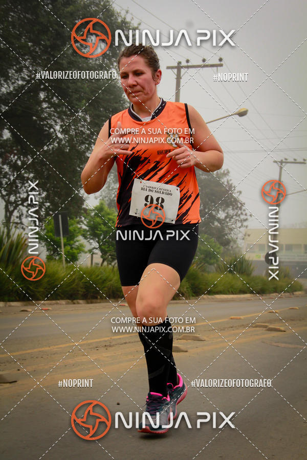 Achetez vos photos de l'vnement1 Corrida Rustica Dia do soldado sur Fotop