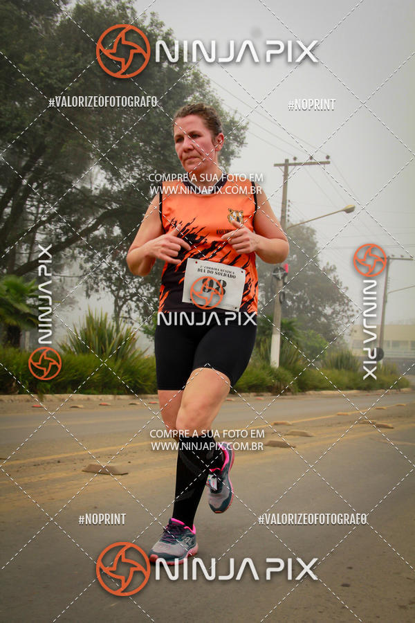 Achetez vos photos de l'vnement1 Corrida Rustica Dia do soldado sur Fotop