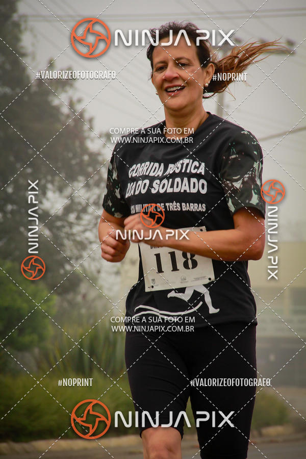 Achetez vos photos de l'vnement1 Corrida Rustica Dia do soldado sur Fotop