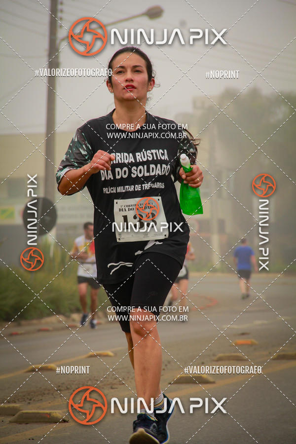 Achetez vos photos de l'vnement1 Corrida Rustica Dia do soldado sur Fotop