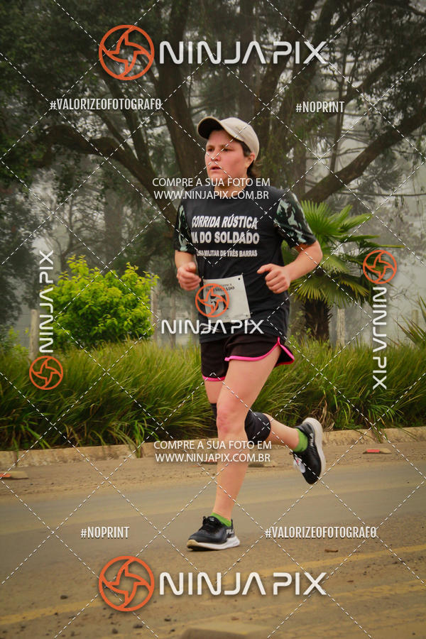 Achetez vos photos de l'vnement1 Corrida Rustica Dia do soldado sur Fotop