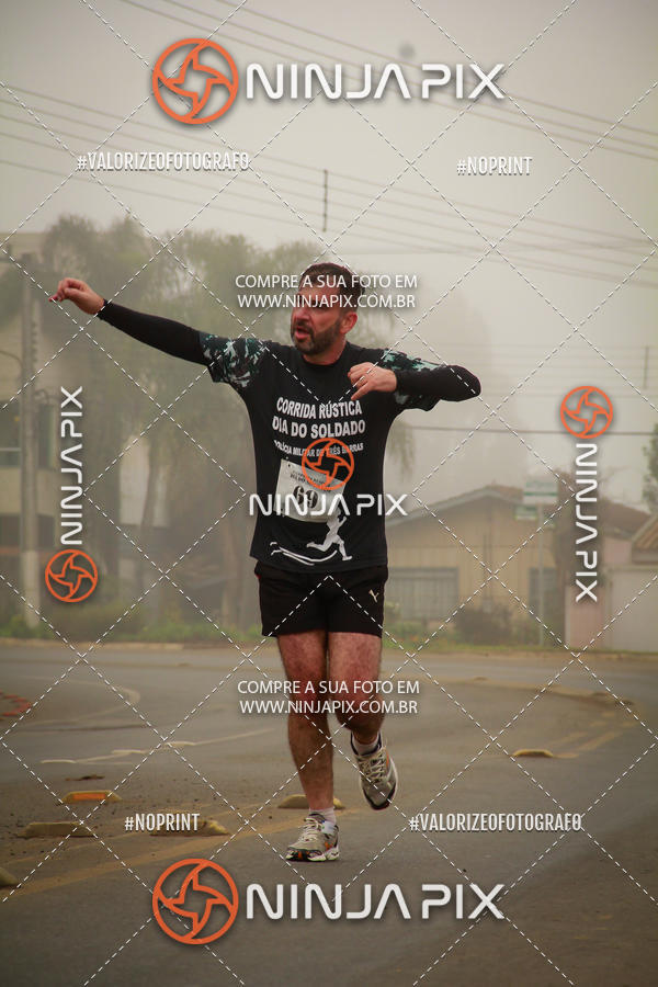 Achetez vos photos de l'vnement1 Corrida Rustica Dia do soldado sur Fotop