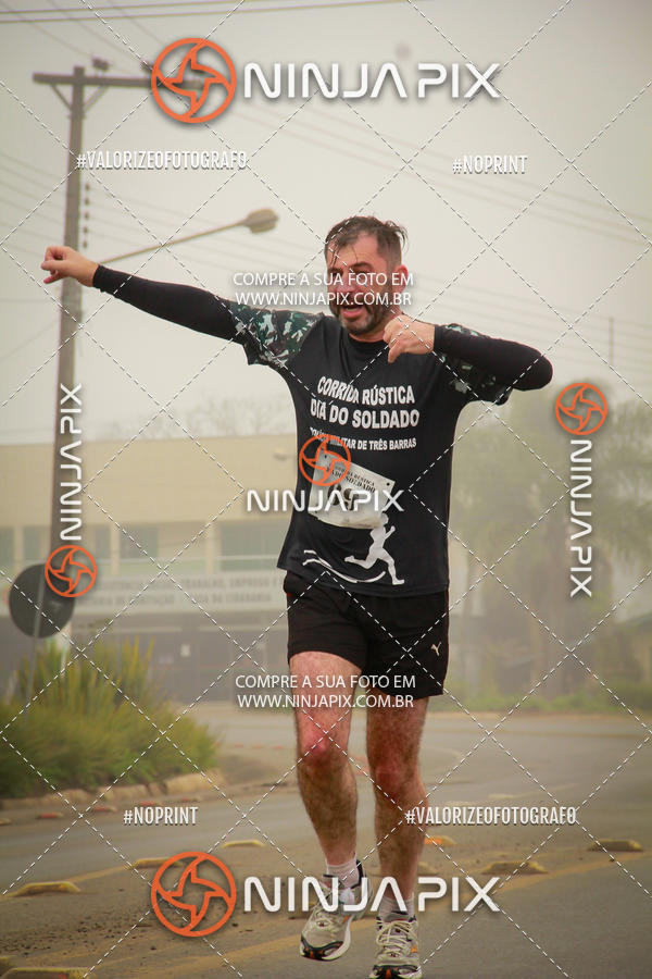 Achetez vos photos de l'vnement1 Corrida Rustica Dia do soldado sur Fotop