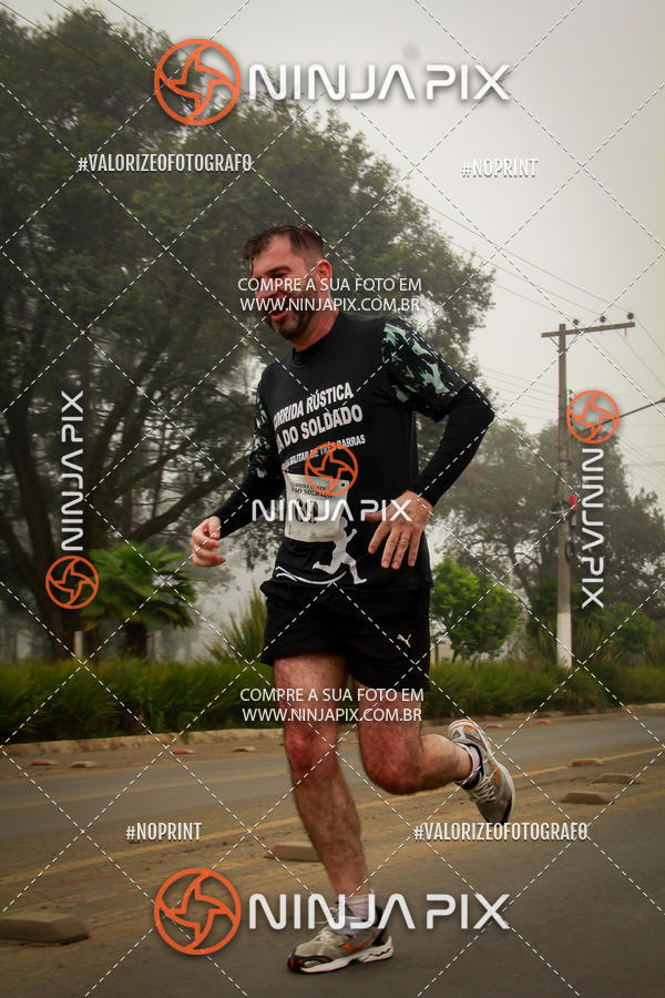 Achetez vos photos de l'vnement1 Corrida Rustica Dia do soldado sur Fotop