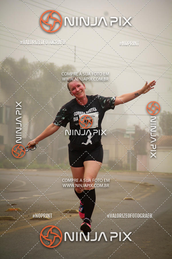 Achetez vos photos de l'vnement1 Corrida Rustica Dia do soldado sur Fotop