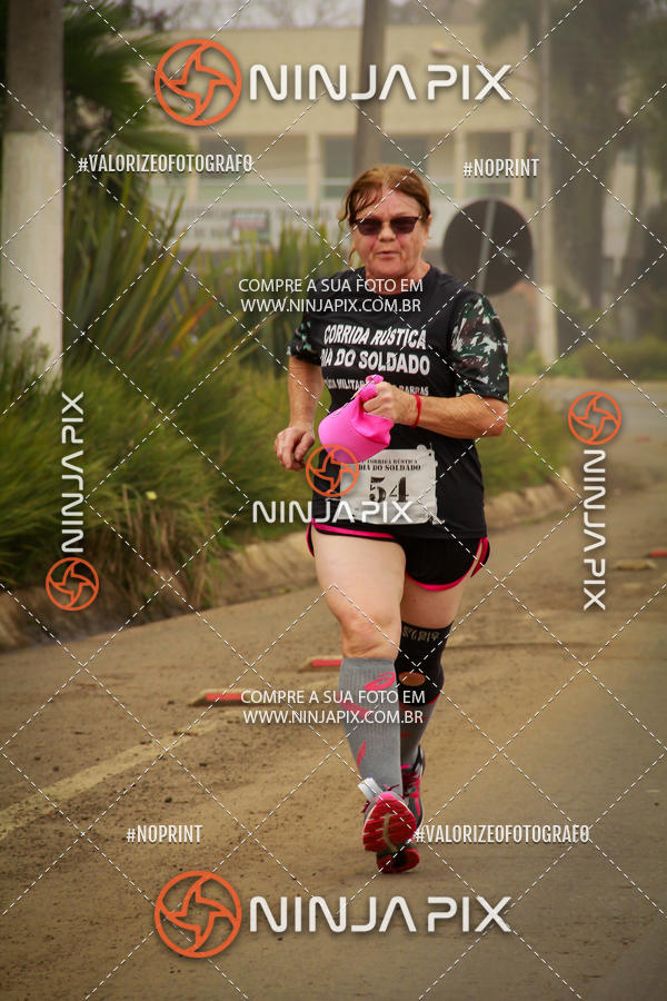 Achetez vos photos de l'vnement1 Corrida Rustica Dia do soldado sur Fotop