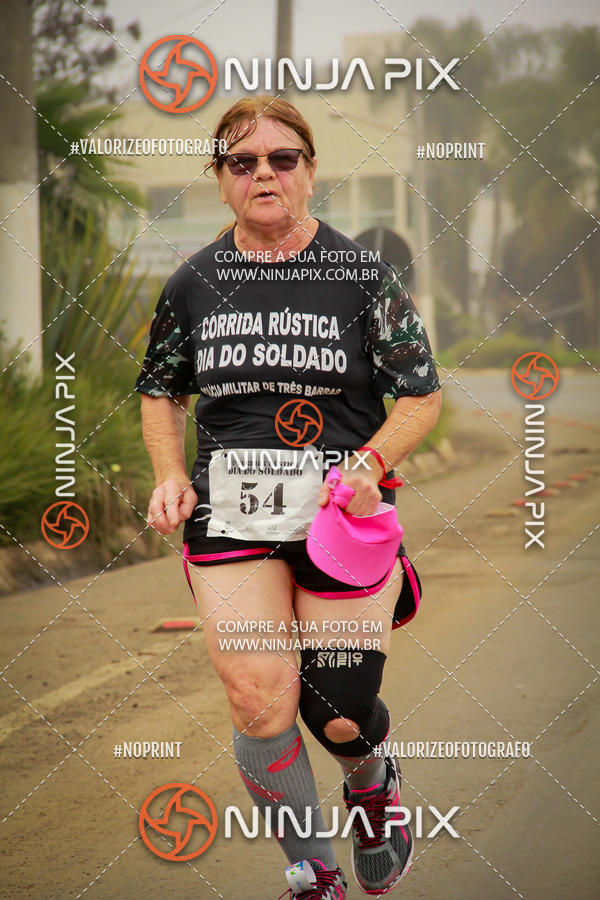 Achetez vos photos de l'vnement1 Corrida Rustica Dia do soldado sur Fotop