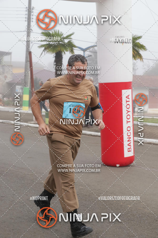 Achetez vos photos de l'vnement1 Corrida Rustica Dia do soldado sur Fotop