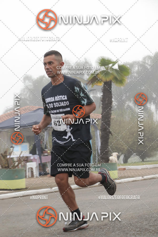 Achetez vos photos de l'vnement1 Corrida Rustica Dia do soldado sur Fotop