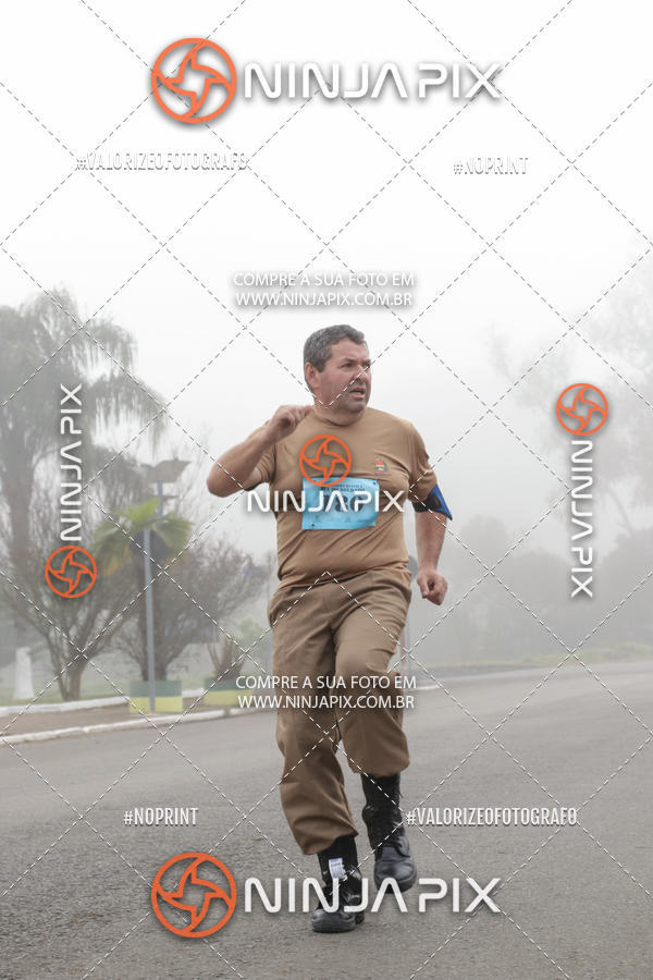 Achetez vos photos de l'vnement1 Corrida Rustica Dia do soldado sur Fotop