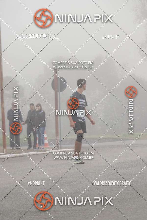 Achetez vos photos de l'vnement1 Corrida Rustica Dia do soldado sur Fotop