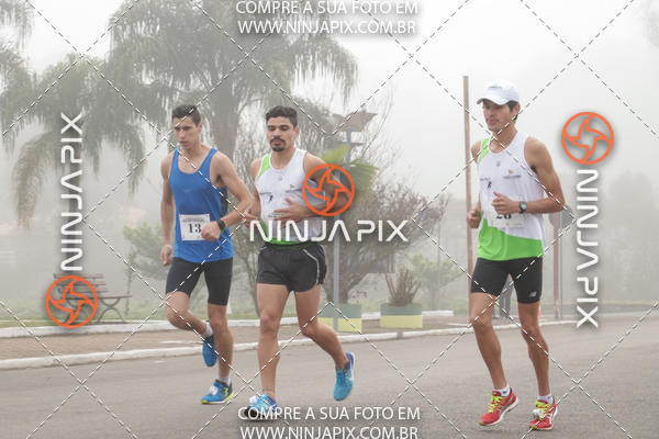 Achetez vos photos de l'vnement1 Corrida Rustica Dia do soldado sur Fotop