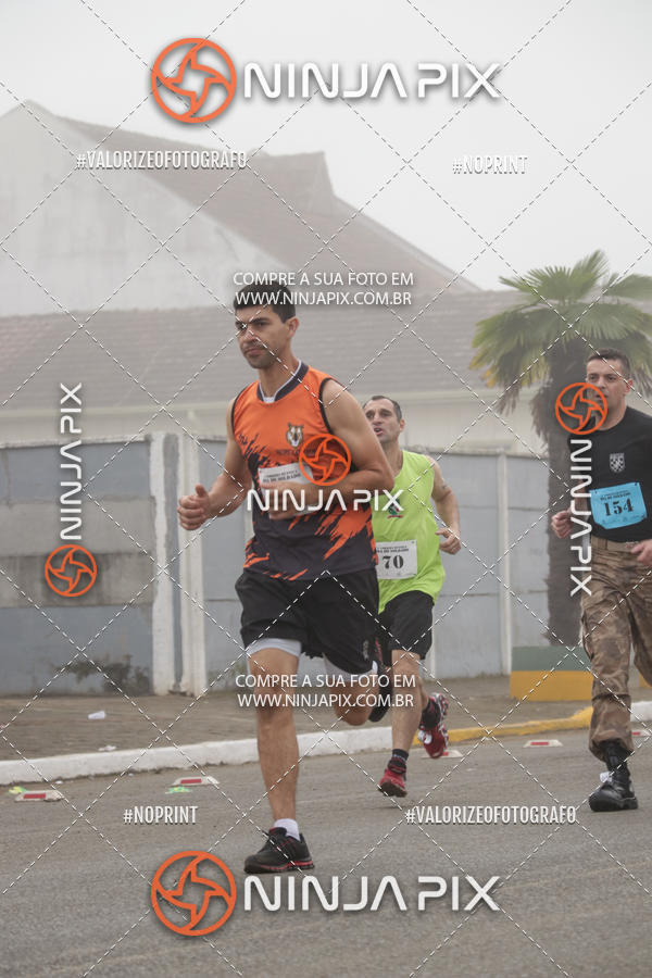 Achetez vos photos de l'vnement1 Corrida Rustica Dia do soldado sur Fotop