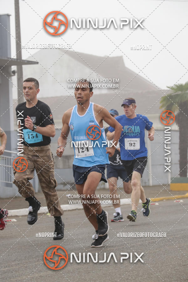 Achetez vos photos de l'vnement1 Corrida Rustica Dia do soldado sur Fotop