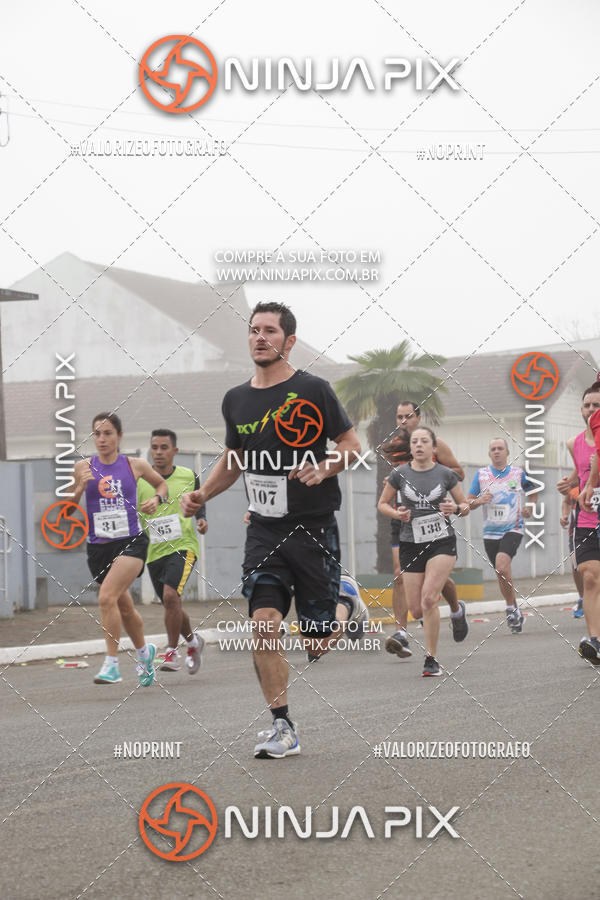 Achetez vos photos de l'vnement1 Corrida Rustica Dia do soldado sur Fotop