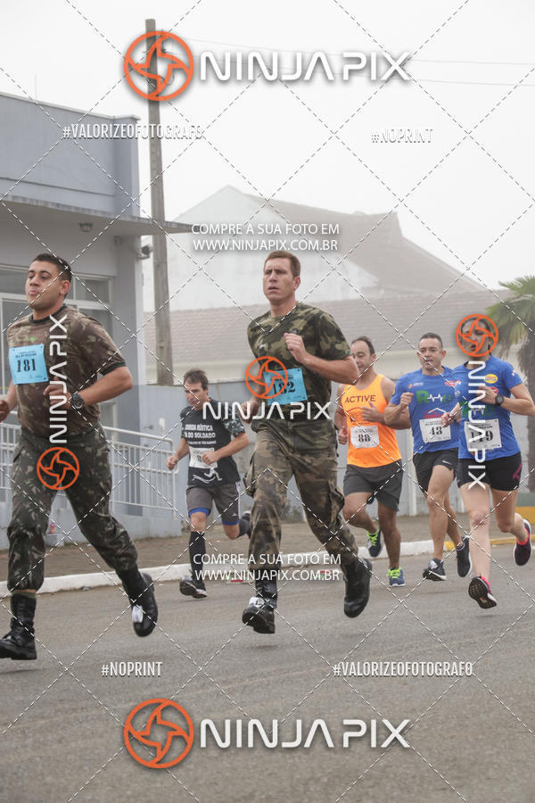 Achetez vos photos de l'vnement1 Corrida Rustica Dia do soldado sur Fotop