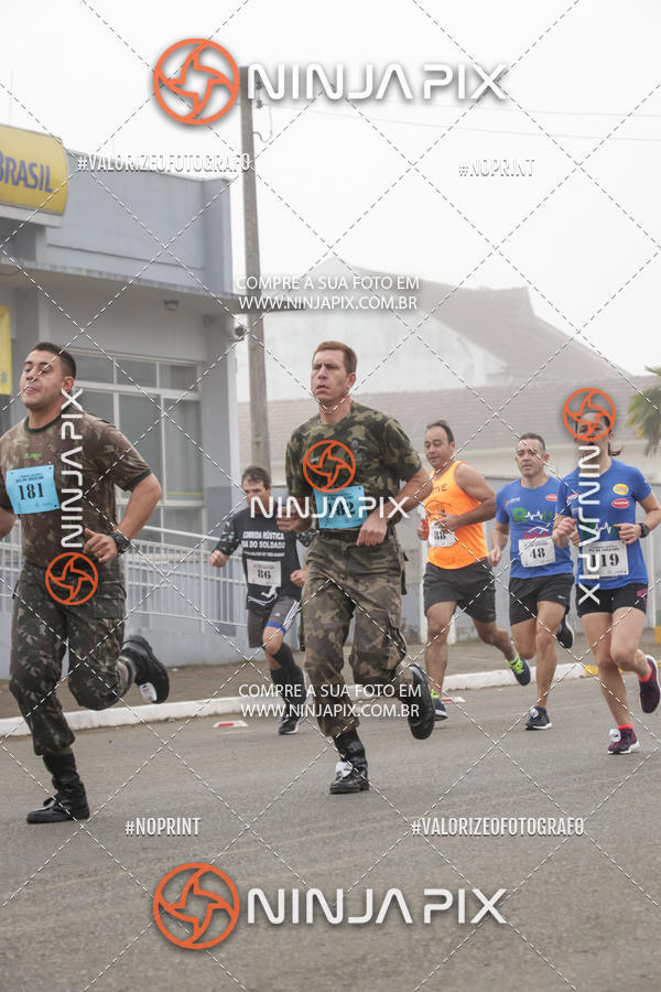Achetez vos photos de l'vnement1 Corrida Rustica Dia do soldado sur Fotop