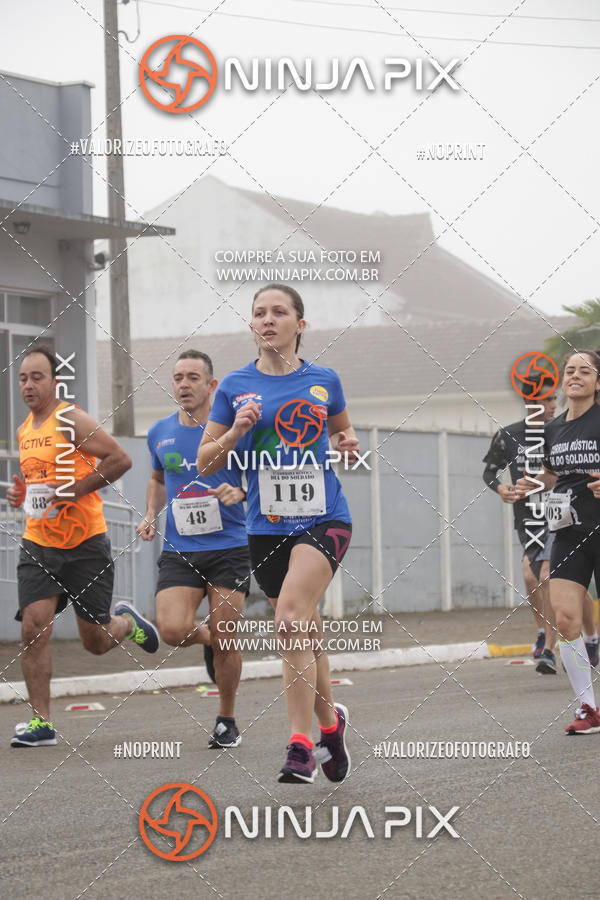 Achetez vos photos de l'vnement1 Corrida Rustica Dia do soldado sur Fotop