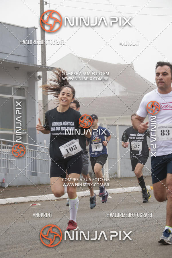 Achetez vos photos de l'vnement1 Corrida Rustica Dia do soldado sur Fotop