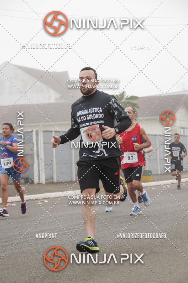 Achetez vos photos de l'vnement1 Corrida Rustica Dia do soldado sur Fotop