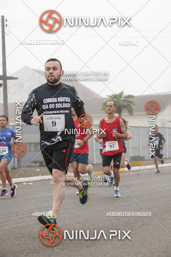 Achetez vos photos de l'vnement1 Corrida Rustica Dia do soldado sur Fotop