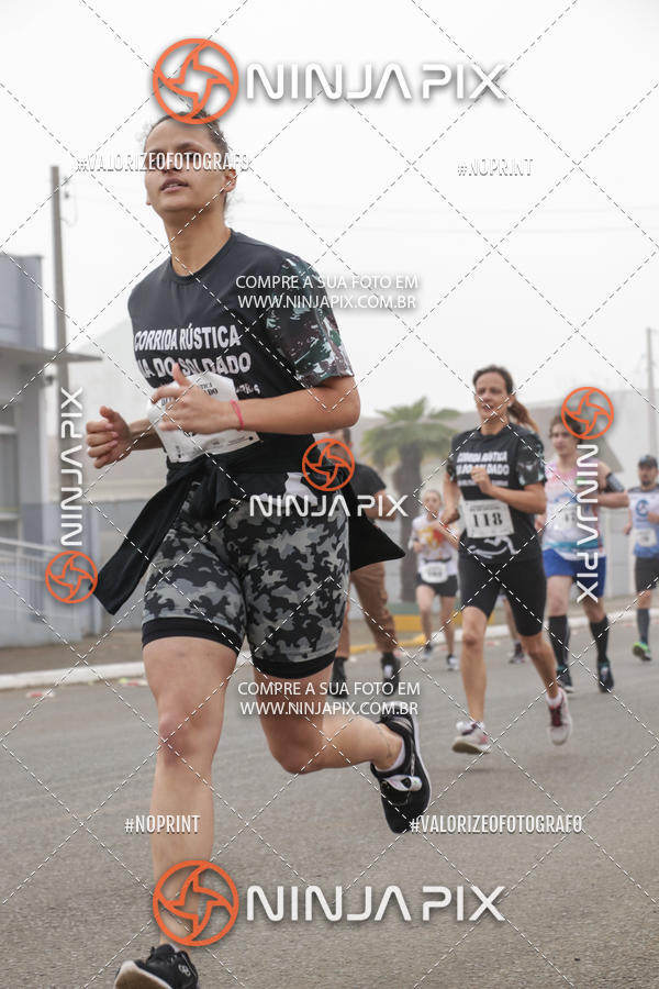 Achetez vos photos de l'vnement1 Corrida Rustica Dia do soldado sur Fotop