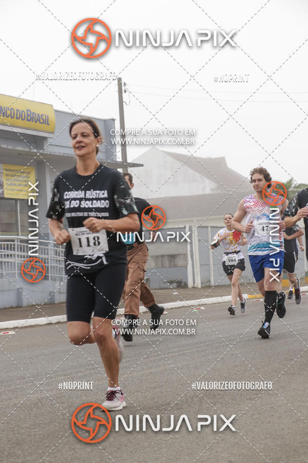 Achetez vos photos de l'vnement1 Corrida Rustica Dia do soldado sur Fotop