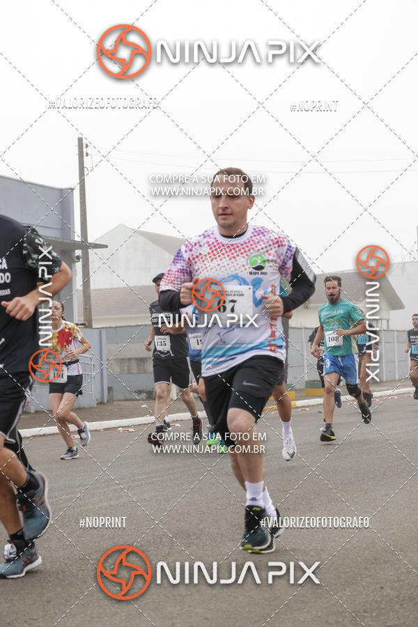 Achetez vos photos de l'vnement1 Corrida Rustica Dia do soldado sur Fotop