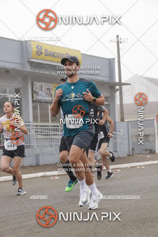 Achetez vos photos de l'vnement1 Corrida Rustica Dia do soldado sur Fotop
