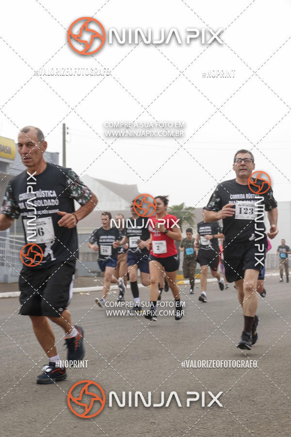 Achetez vos photos de l'vnement1 Corrida Rustica Dia do soldado sur Fotop