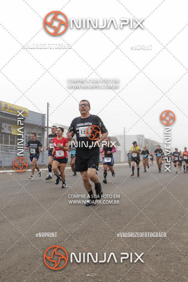 Achetez vos photos de l'vnement1 Corrida Rustica Dia do soldado sur Fotop