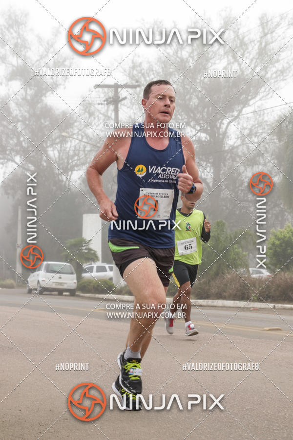 Achetez vos photos de l'vnement1 Corrida Rustica Dia do soldado sur Fotop