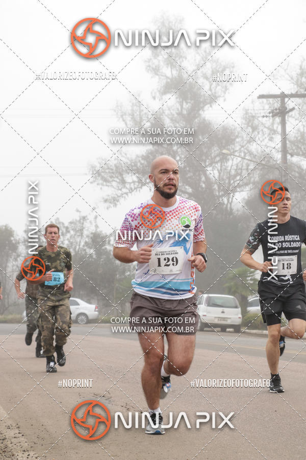 Achetez vos photos de l'vnement1 Corrida Rustica Dia do soldado sur Fotop