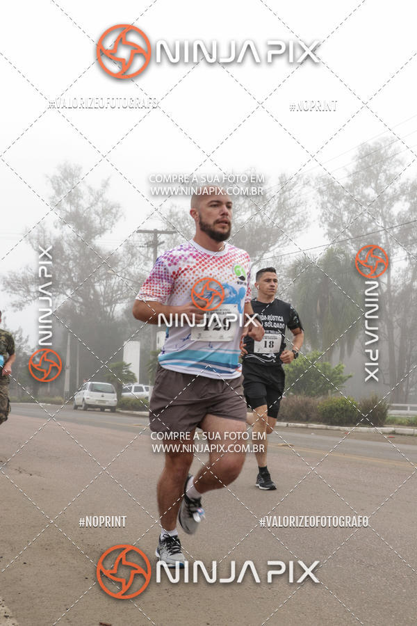 Achetez vos photos de l'vnement1 Corrida Rustica Dia do soldado sur Fotop