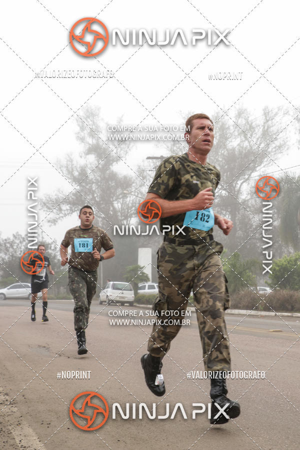 Achetez vos photos de l'vnement1 Corrida Rustica Dia do soldado sur Fotop