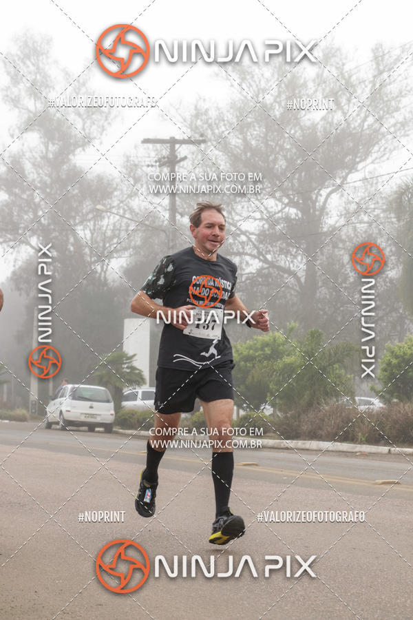 Achetez vos photos de l'vnement1 Corrida Rustica Dia do soldado sur Fotop