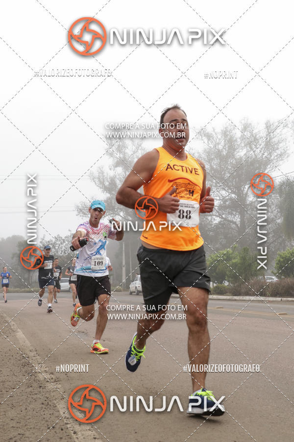 Achetez vos photos de l'vnement1 Corrida Rustica Dia do soldado sur Fotop