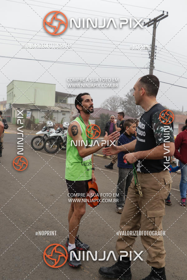 Achetez vos photos de l'vnement1 Corrida Rustica Dia do soldado sur Fotop