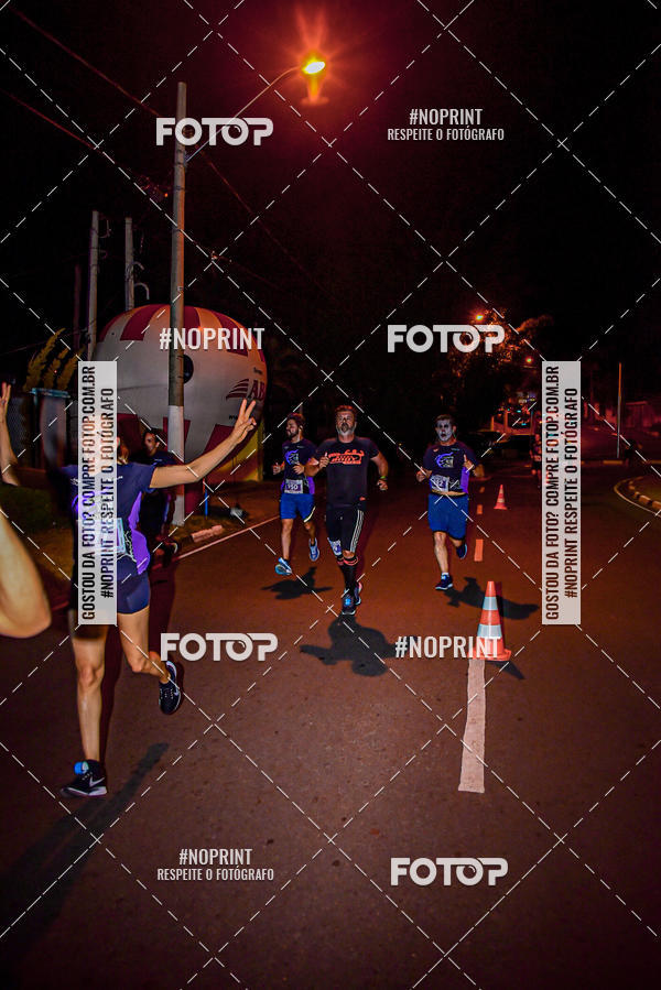 Buy your photos of the event5 Halloween Run Atibaia on Fotop