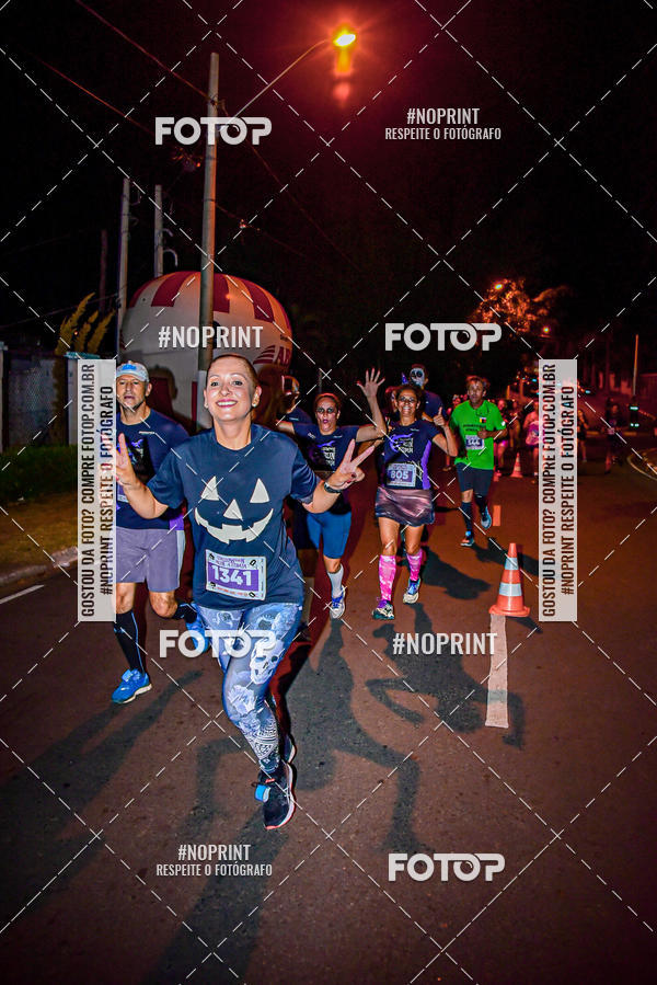 Buy your photos of the event5 Halloween Run Atibaia on Fotop