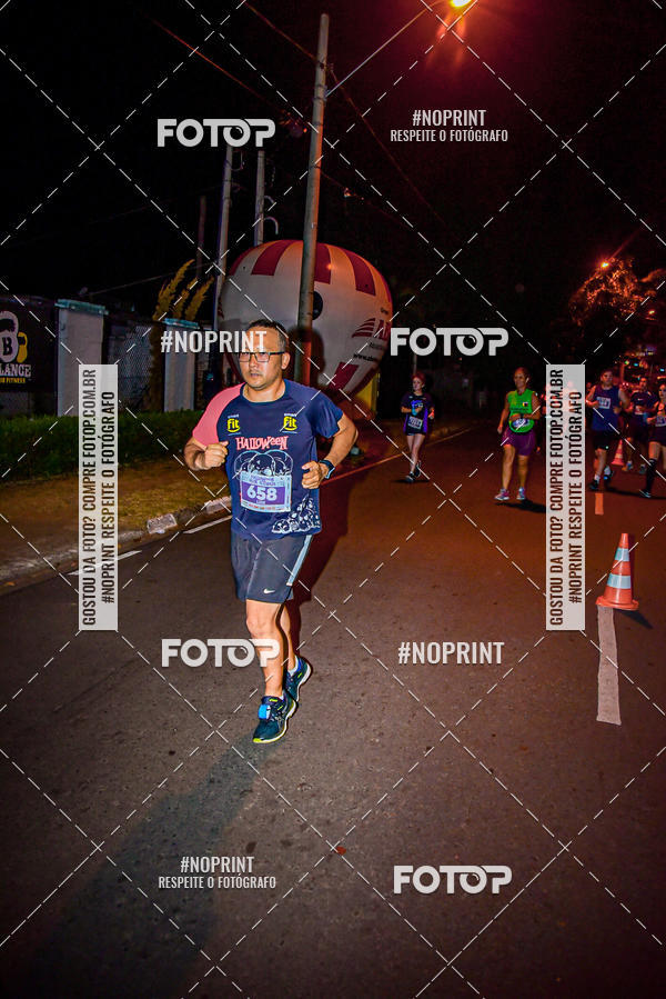 Buy your photos of the event5 Halloween Run Atibaia on Fotop