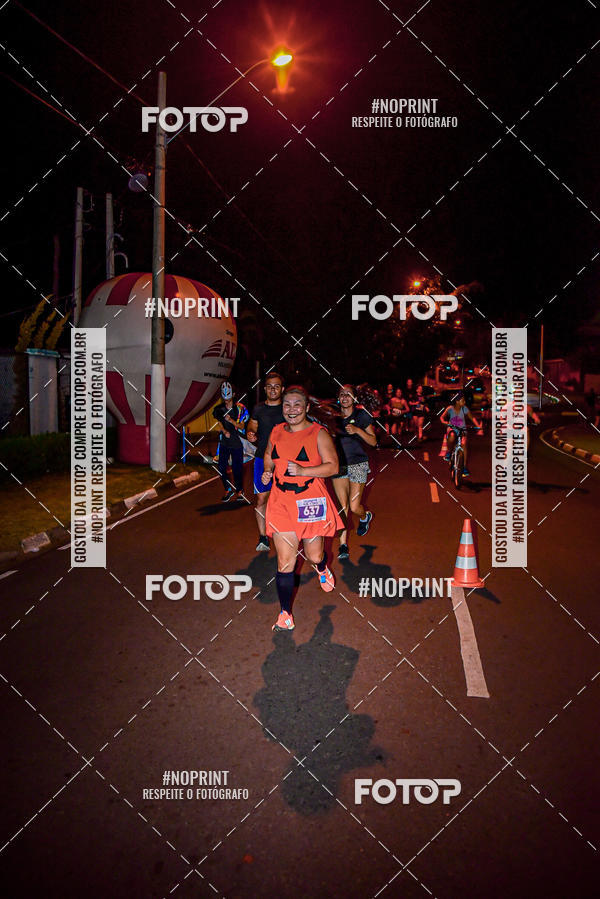 Buy your photos of the event5 Halloween Run Atibaia on Fotop