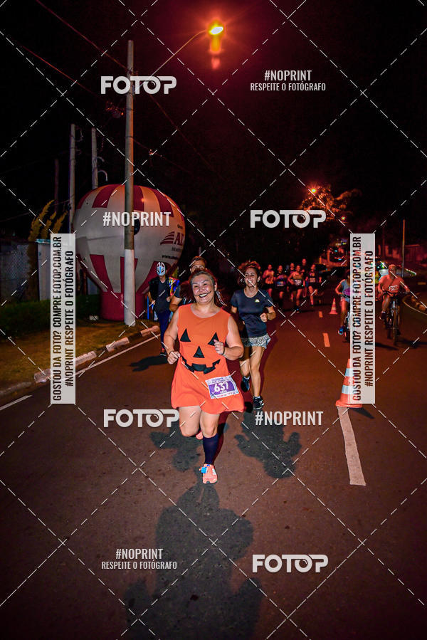 Buy your photos of the event5 Halloween Run Atibaia on Fotop