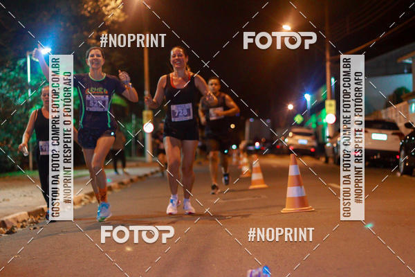 Buy your photos of the event5 Halloween Run Atibaia on Fotop